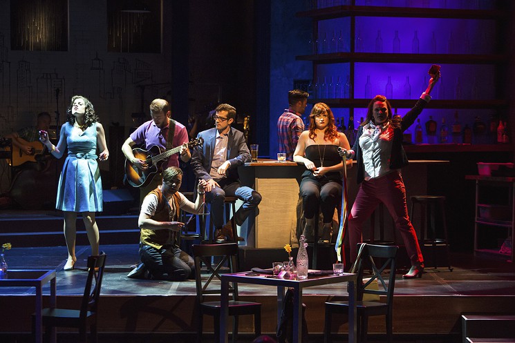 hou_stage_20150618_first_date